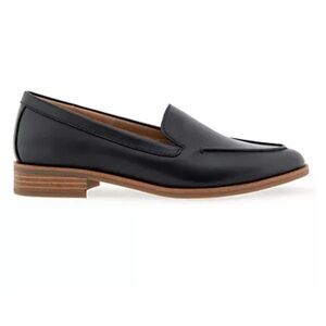 AEROSOLES Black Leather Flats - Wide Width